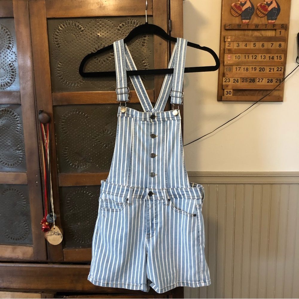 Guess Blue and White Striped Women's Shorts